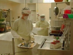 iHNed: Nemocnice na Bulovce odmítá pitvat mrtvé ze Středočeského kraje