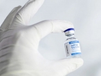 Vláda od neděle spustí očkování skupiny 40+, oznámil Babiš. Praktici dostanou vakcínu Moderna