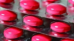Ibuprofen dělá z mužů „dočasné starce“. Může způsobit neplodnost, varuje studie